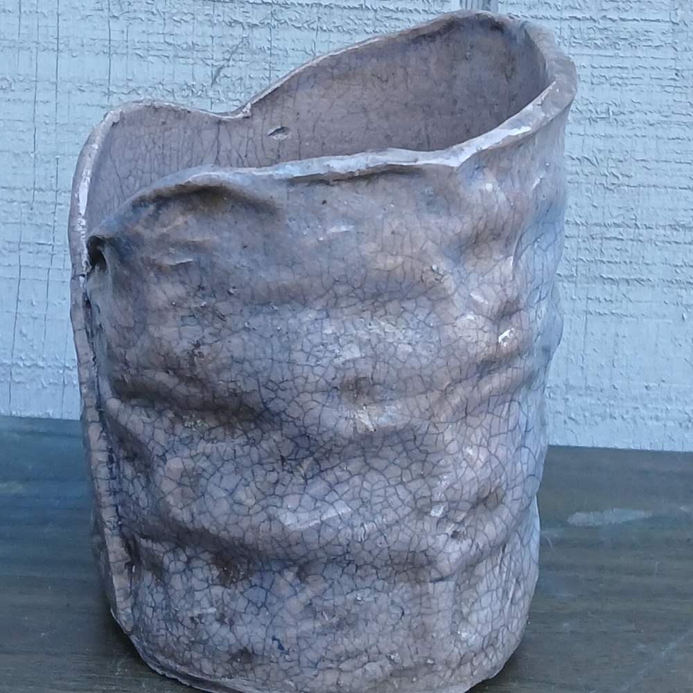 Textured Ceramic Planter - Picture 2 of 11